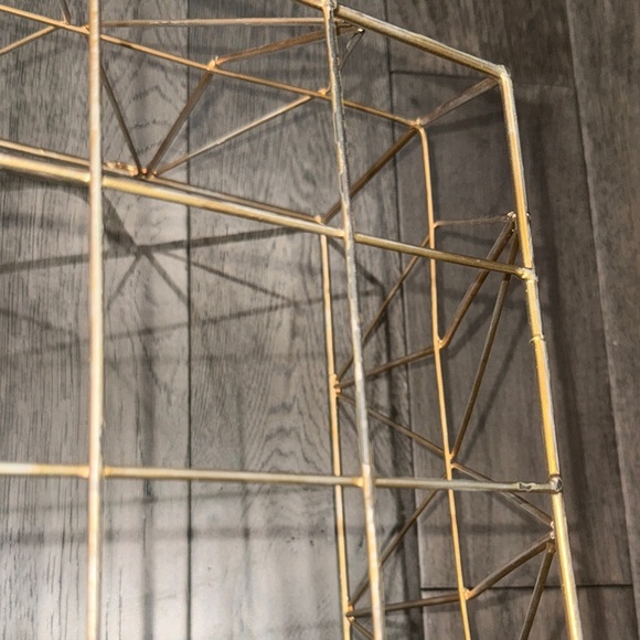Gold and silver rustic like Wire Storage Basket - Picture 9 of 10